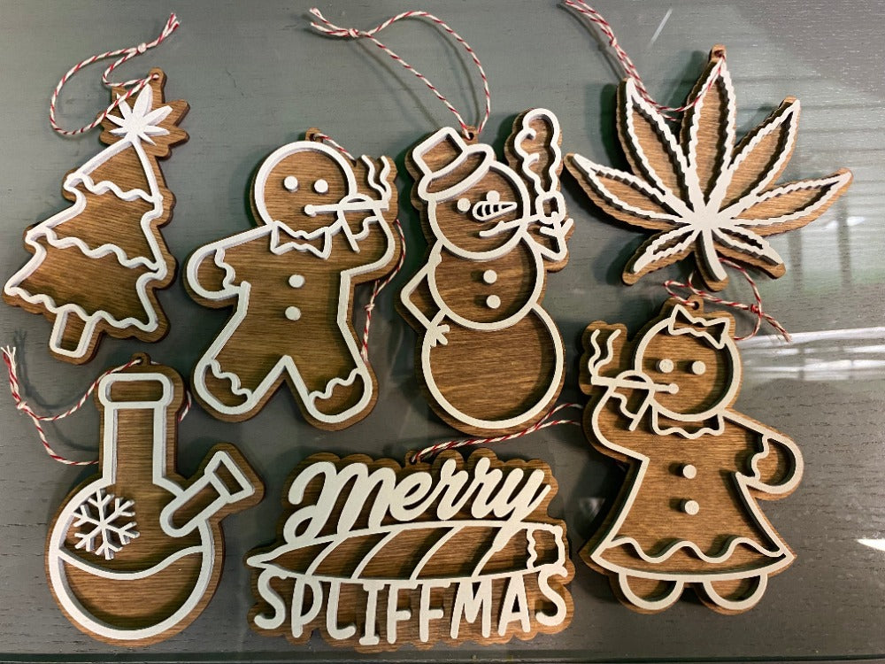 stoner-wood-christmas-decorations-shellshock