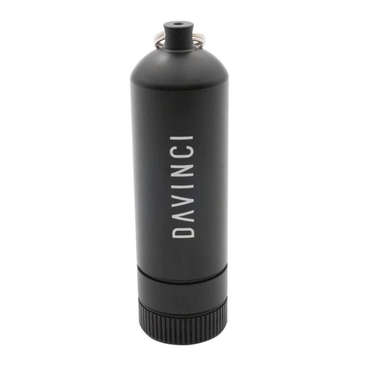 Black can with a davicni logo on a white background