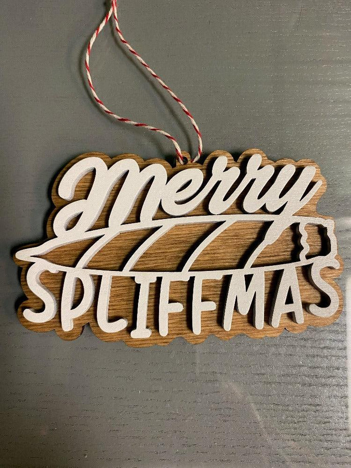 merry-spliffmas-wood-decoration-shell-shock