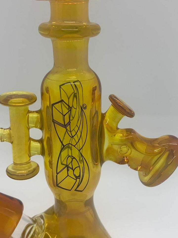 DC Glass x Darby Mini Colored Cricket Beaker - Shell Shock